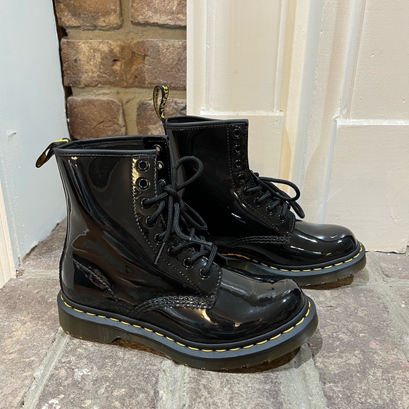 Dr. Martens Shoes - Dr. Martens 1460 W black patent leather lace up boots